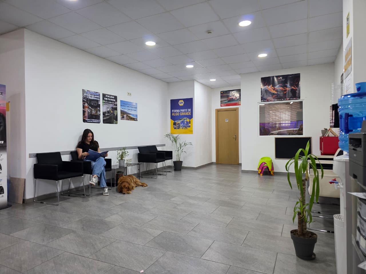 Sala de espera de Autolavados Primado